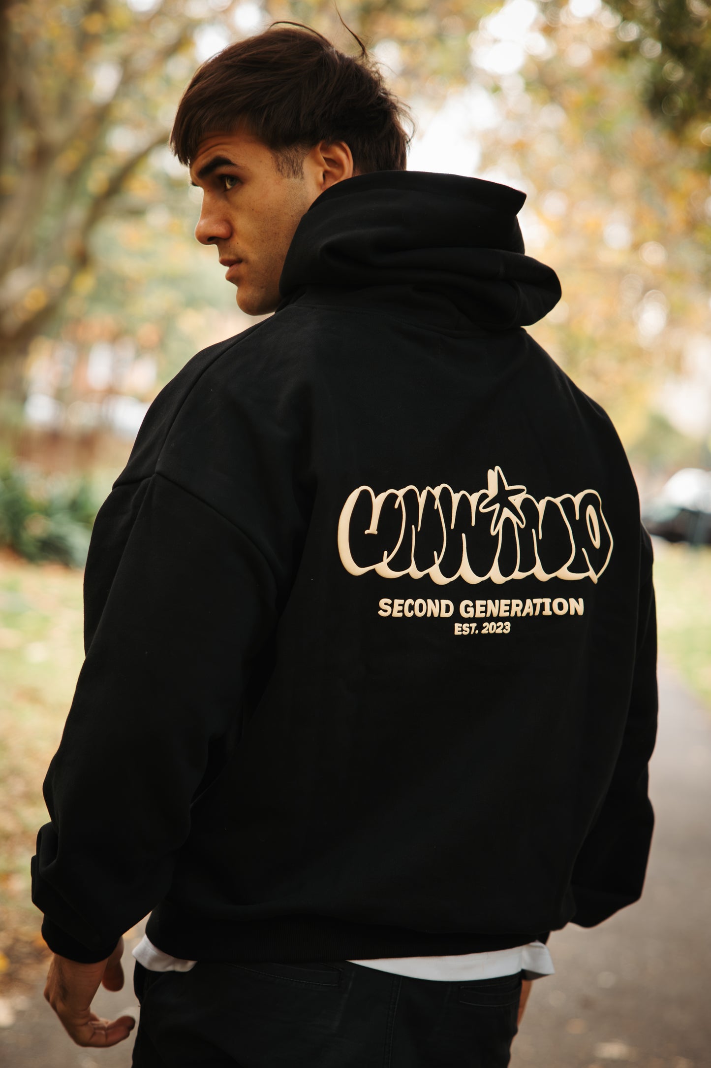 UNWIND HOOD BLACK