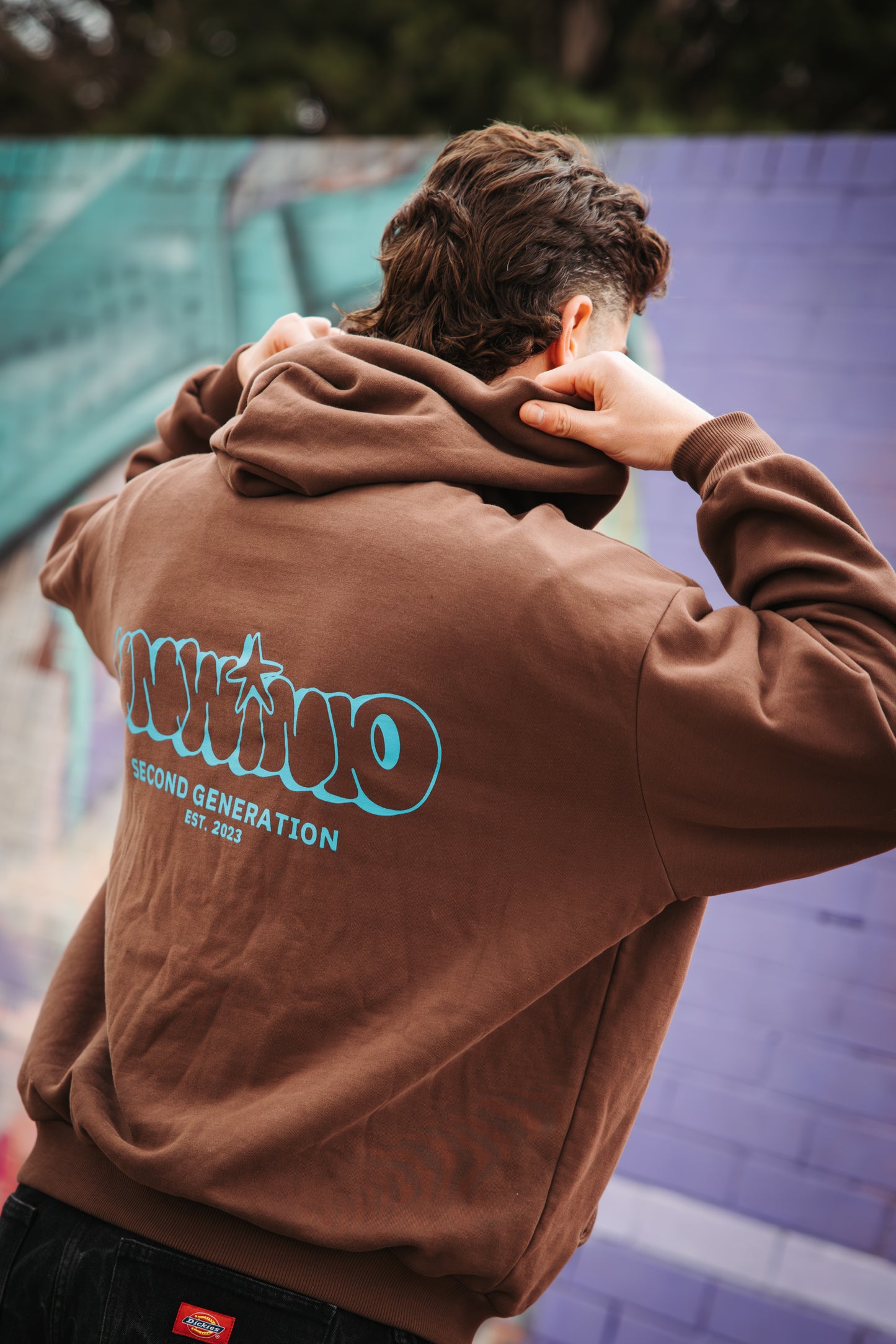 UNWIND HOOD BROWN